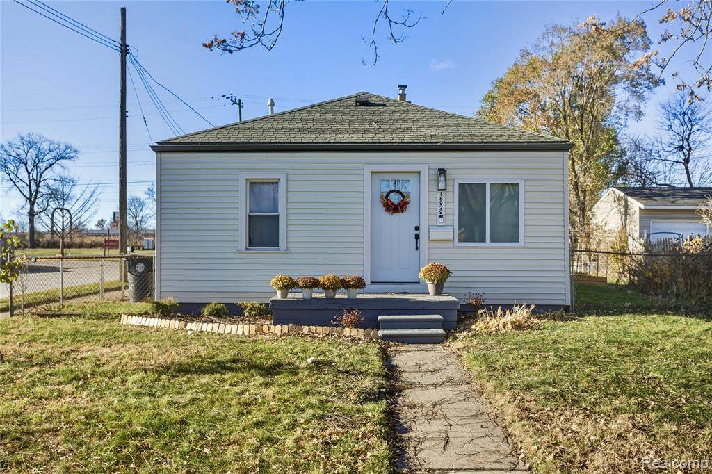 18929 Harman - Photo 1