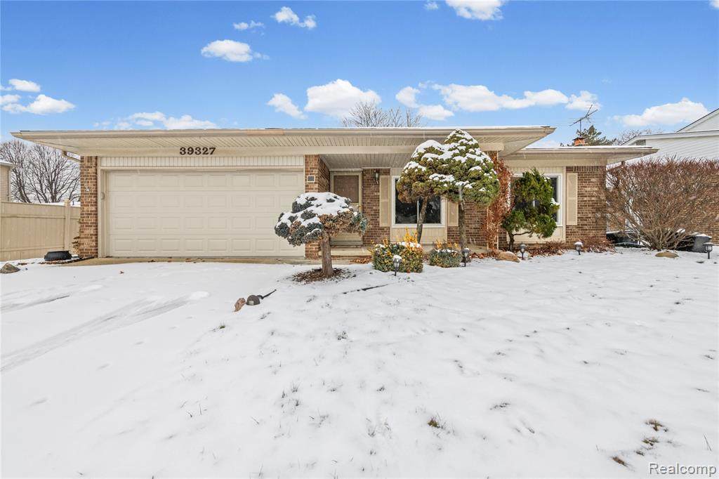 39327 Timberlane - Photo 1