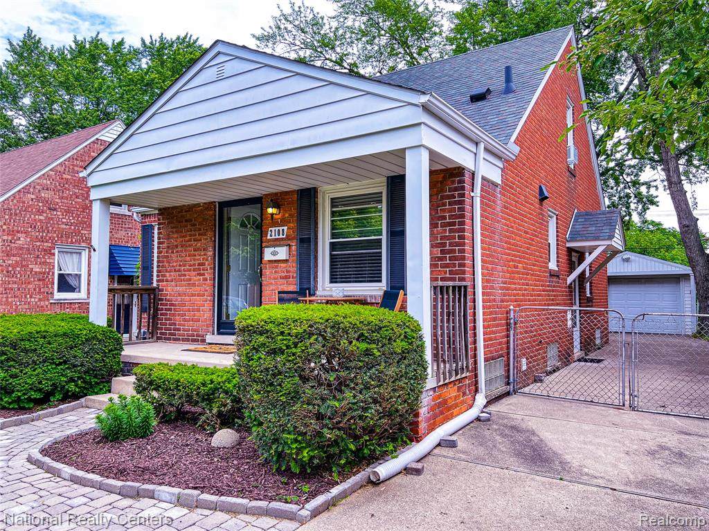 2108 Wilson - Photo 1