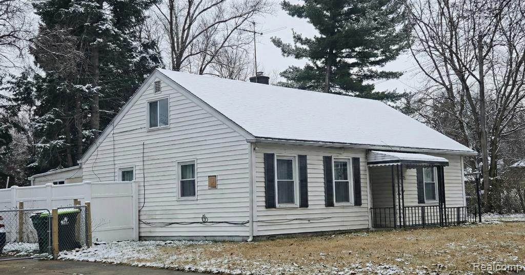 12851 Saratoga - Photo 1