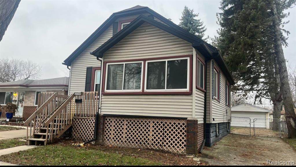 5644 Gertrude - Photo 1