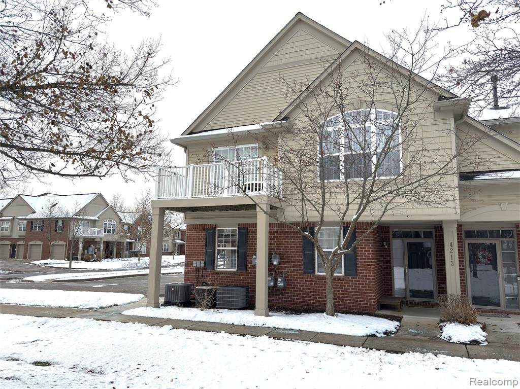 4213 Elizabeth - Photo 1