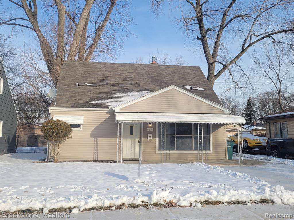 438 Goulson - Photo 1