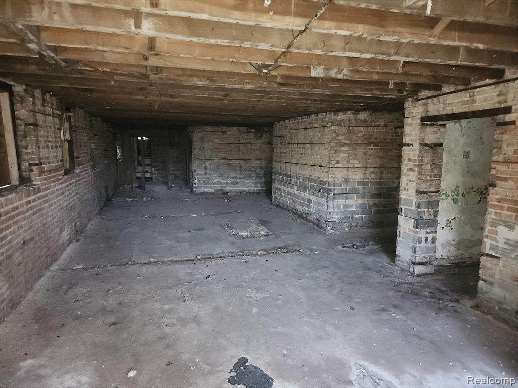 https://bt-photos.global.ssl.fastly.net/realsource/orig_boomver_1_60964942-2.jpg