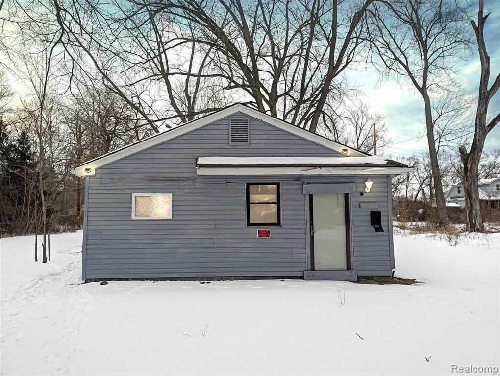 15344 Blackstone - Photo 1
