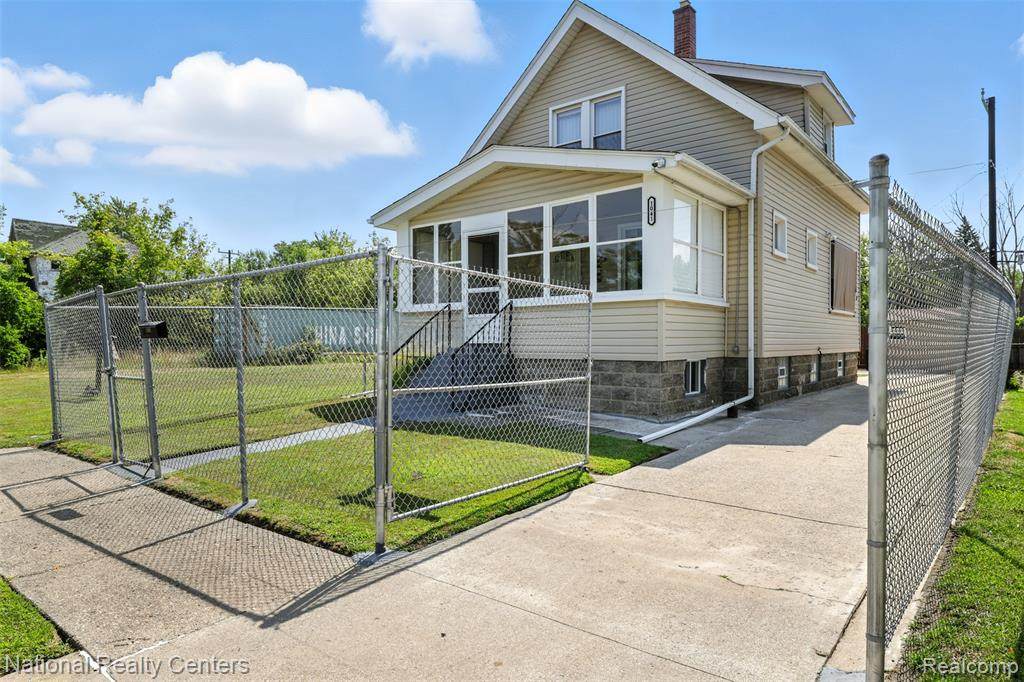 1041 Adeline - Photo 1
