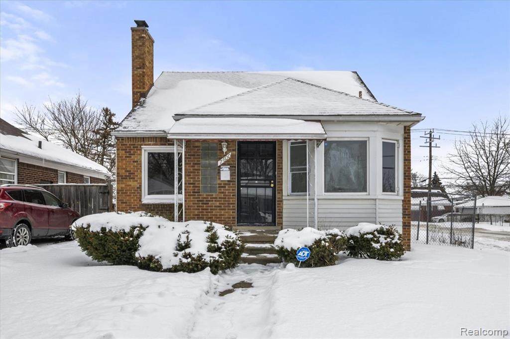 7600 Penrod - Photo 1