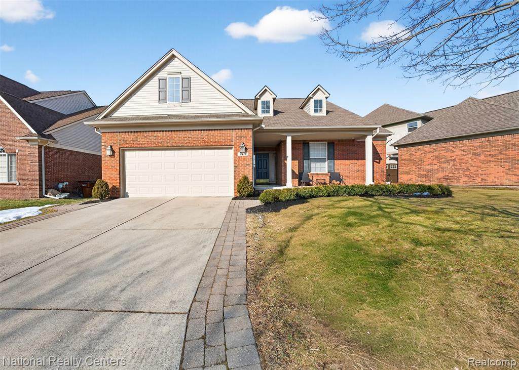 6871 Haymarket - Photo 1