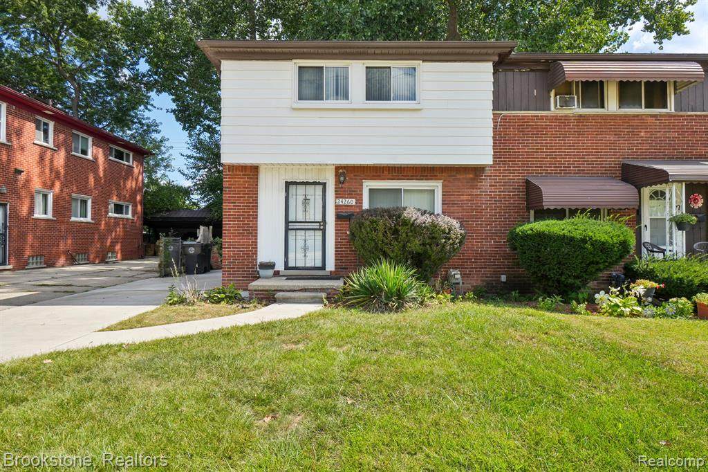 24260 Coolidge Highway - Photo 1