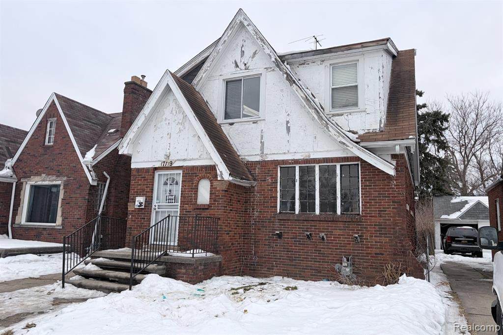 17139 Rowe - Photo 1