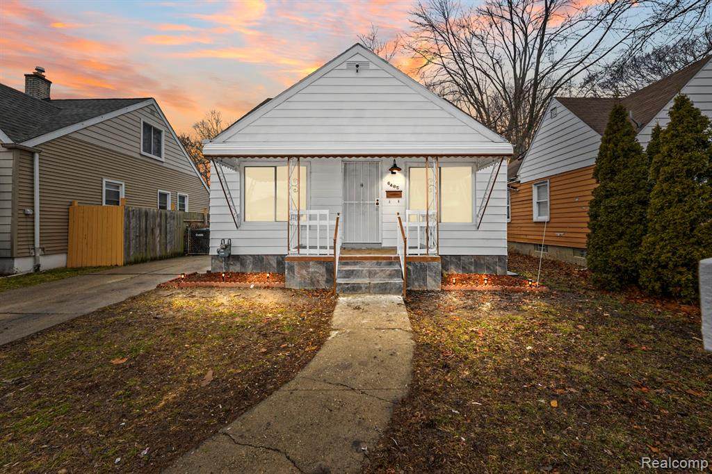 6485 Rosemont - Photo 1