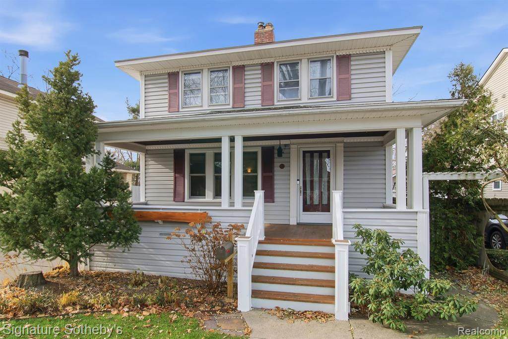 923 Center - Photo 1