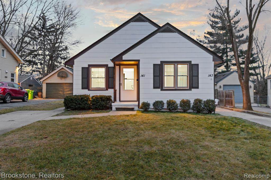 141 Ferndale - Photo 1