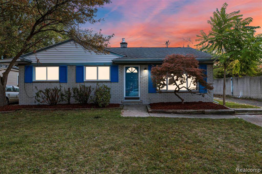 29215 Carlton - Photo 1