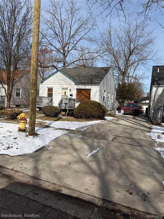 647 Mansfield - Photo 1