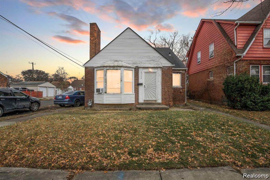 8362 Cloverlawn - Photo 1