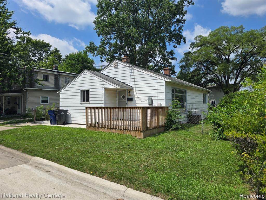 32004 Cheboygan - Photo 1