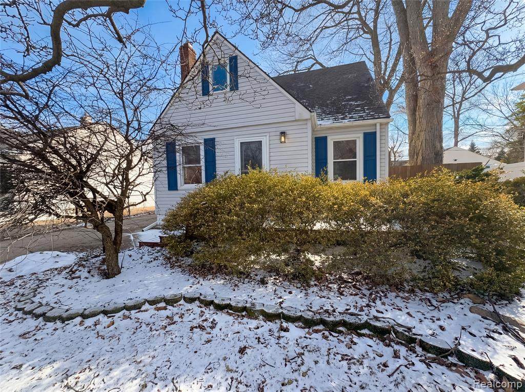 1824 Hudson - Photo 1