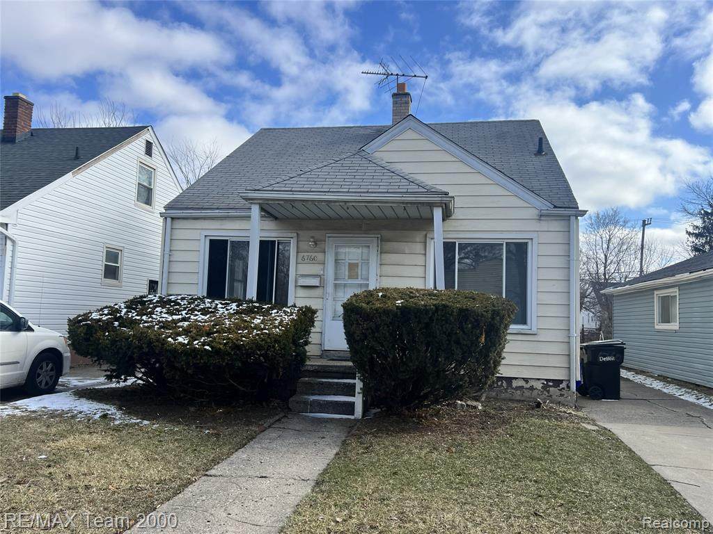 6760 Evergreen - Photo 1