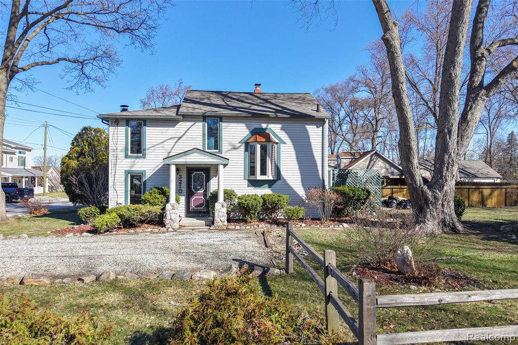 3210 Sell - Photo 1