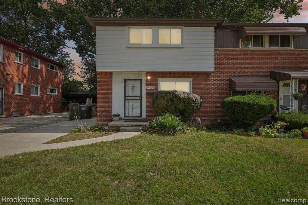 24260 Coolidge Highway - Photo 1