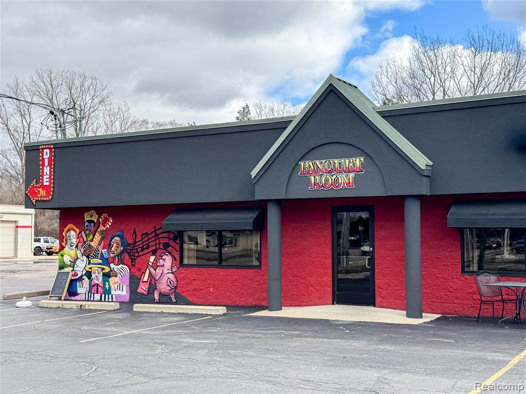 1492 Leroy - Photo 1