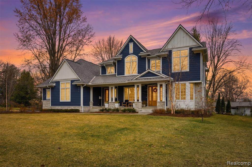 345 Dalebrook - Photo 1