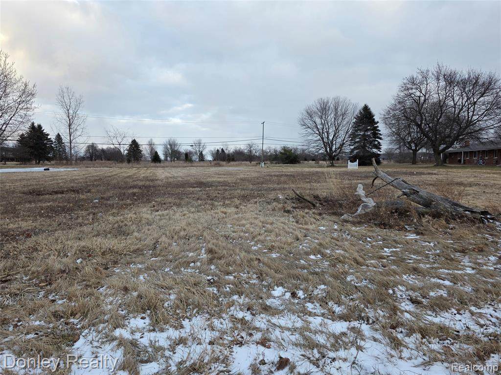V/L Golf Course - Photo 1