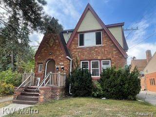 15895 Cloverlawn - Photo 1