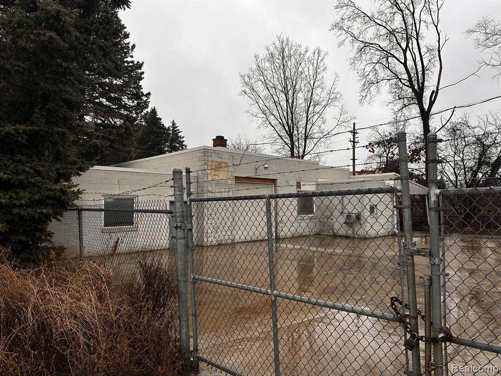 41241 Huron River - Photo 1