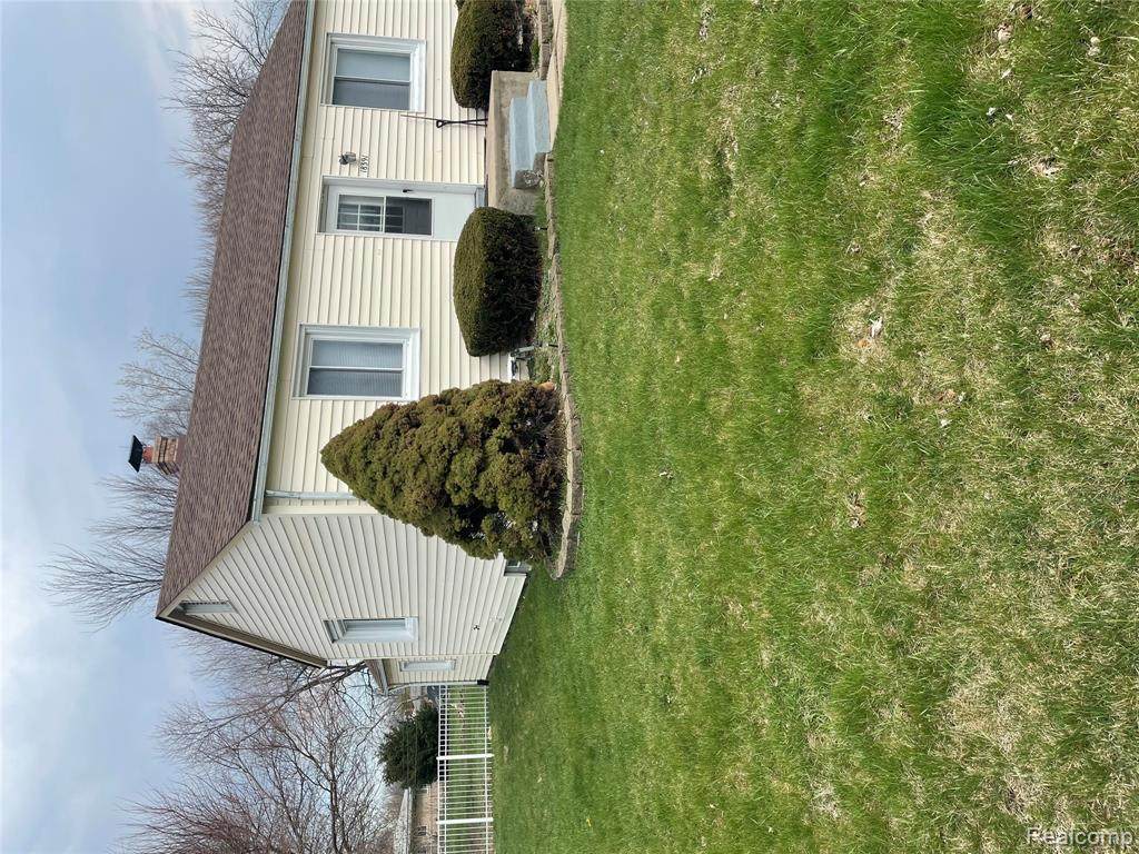 18391 Masonic - Photo 1