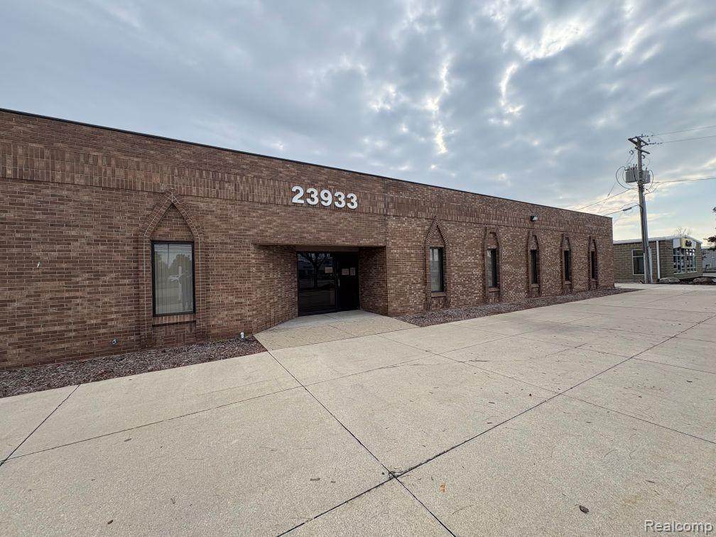 23933 Allen - Photo 1