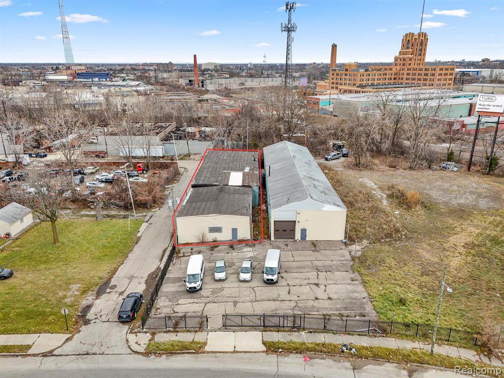 15306 Rosa Parks - Photo 1