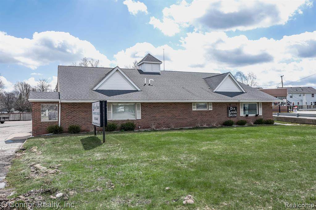 2845 Gratiot - Photo 1
