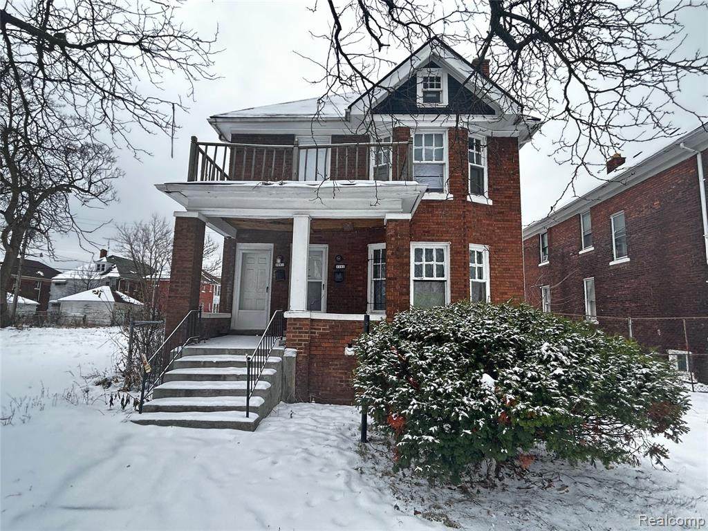 3261 Columbus - Photo 1