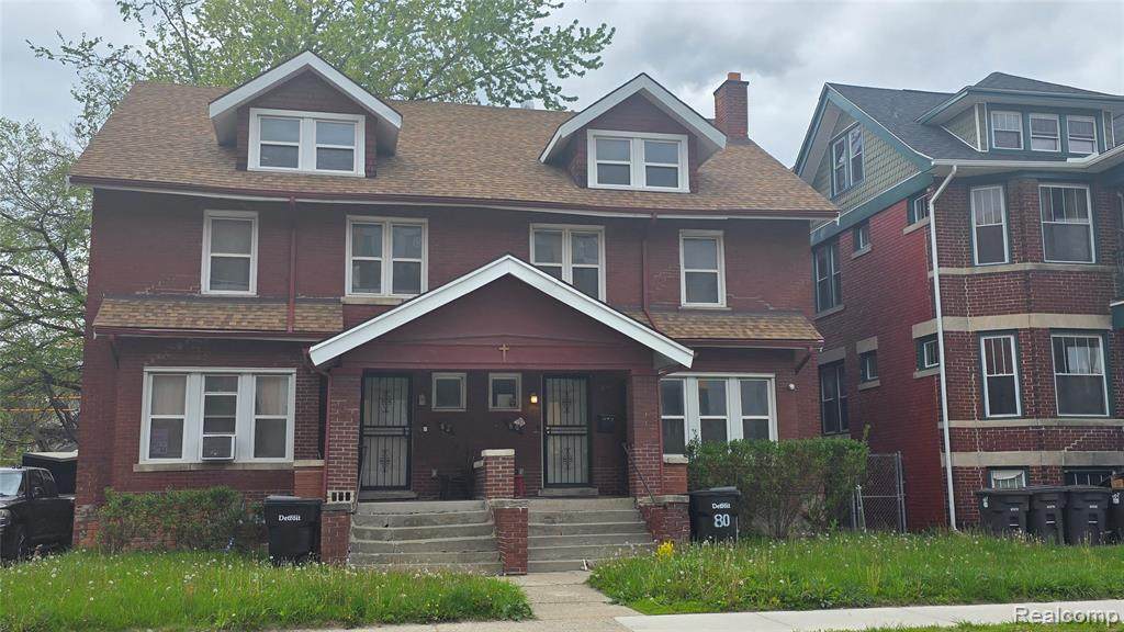 80 Clairmount - Photo 1