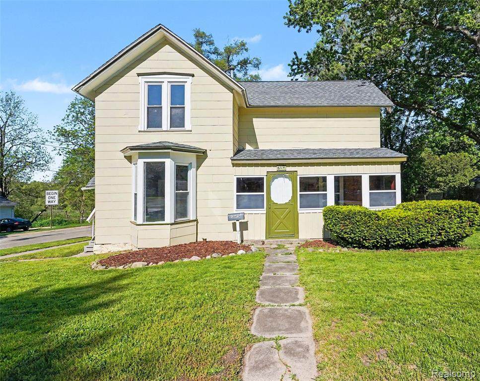 512 Broad - Photo 1