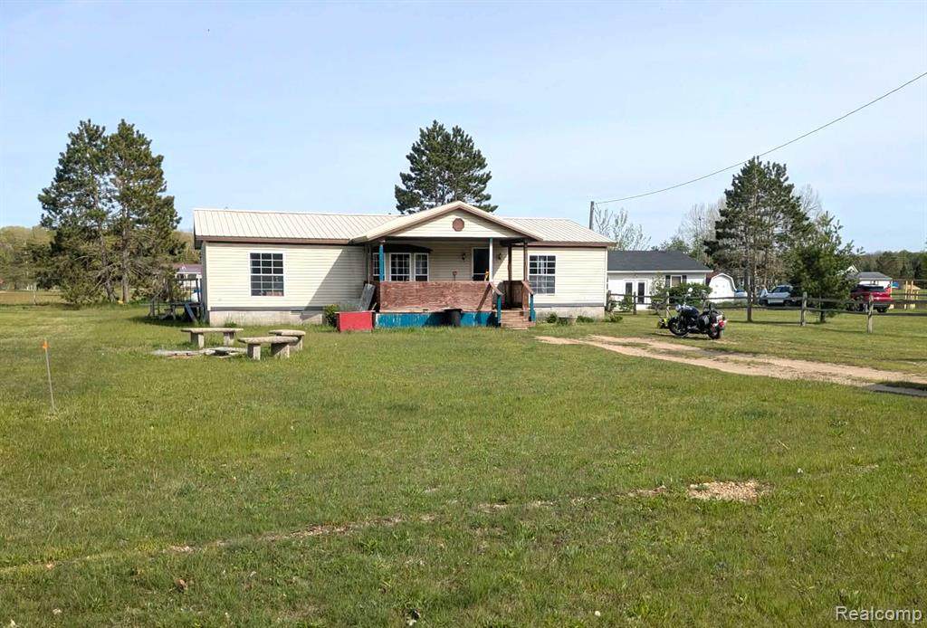 5554 Sauble Lake - Photo 1