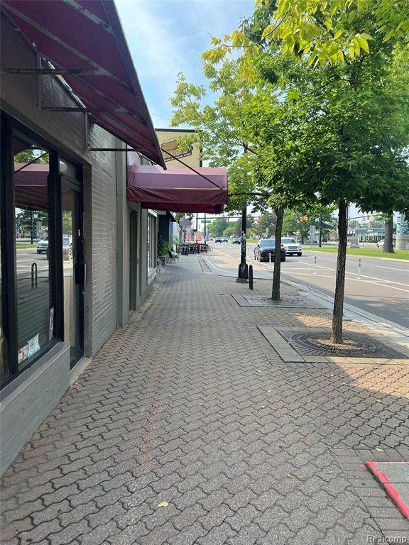 23150 Woodward Ave - Photo 1