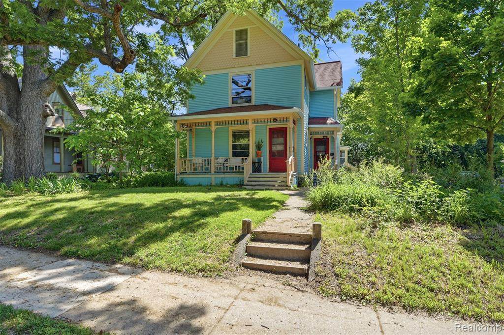 612 Spring - Photo 1