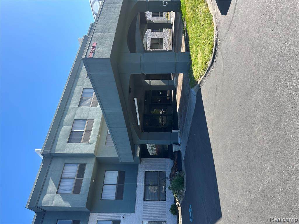 7076 Highland - Photo 1