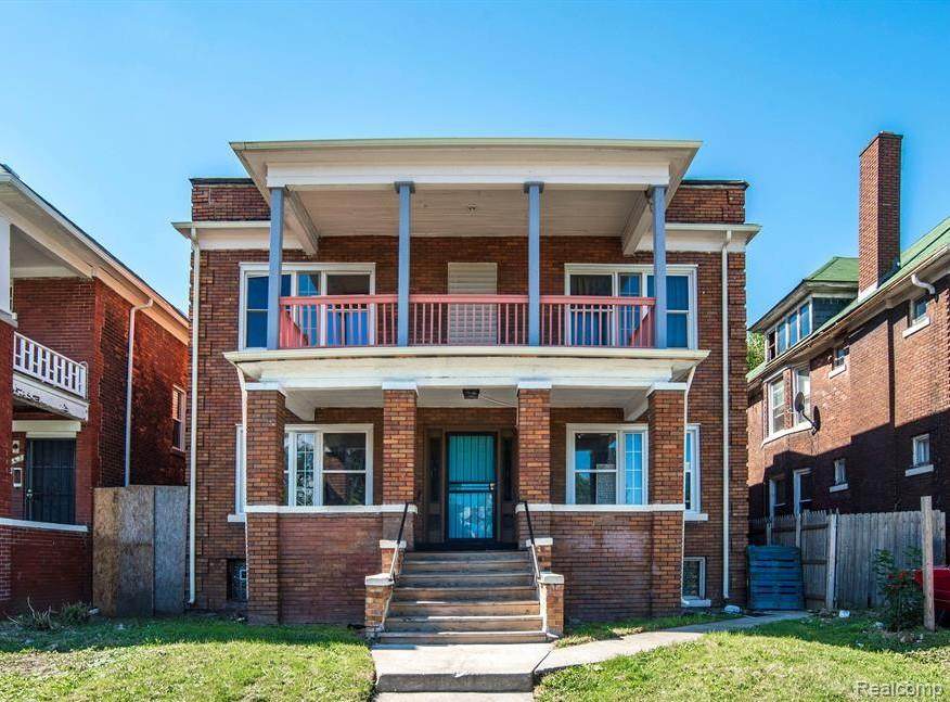 1565 Grand - Photo 1