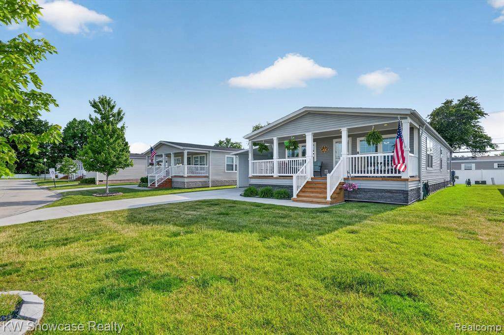 52525 Willow Wood - Photo 1