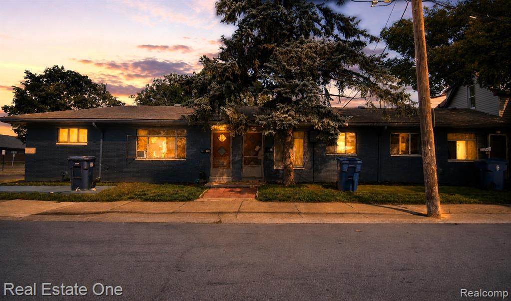 162 Burke - Photo 1