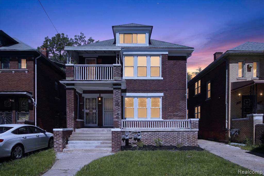 5106-5108 Martindale - Photo 1