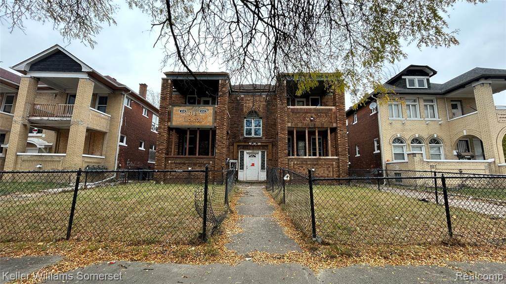 3230 Richton - Photo 1