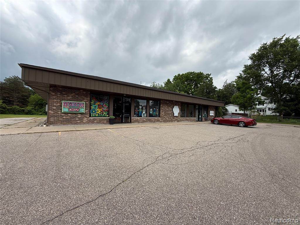 11356 Seward - Photo 1