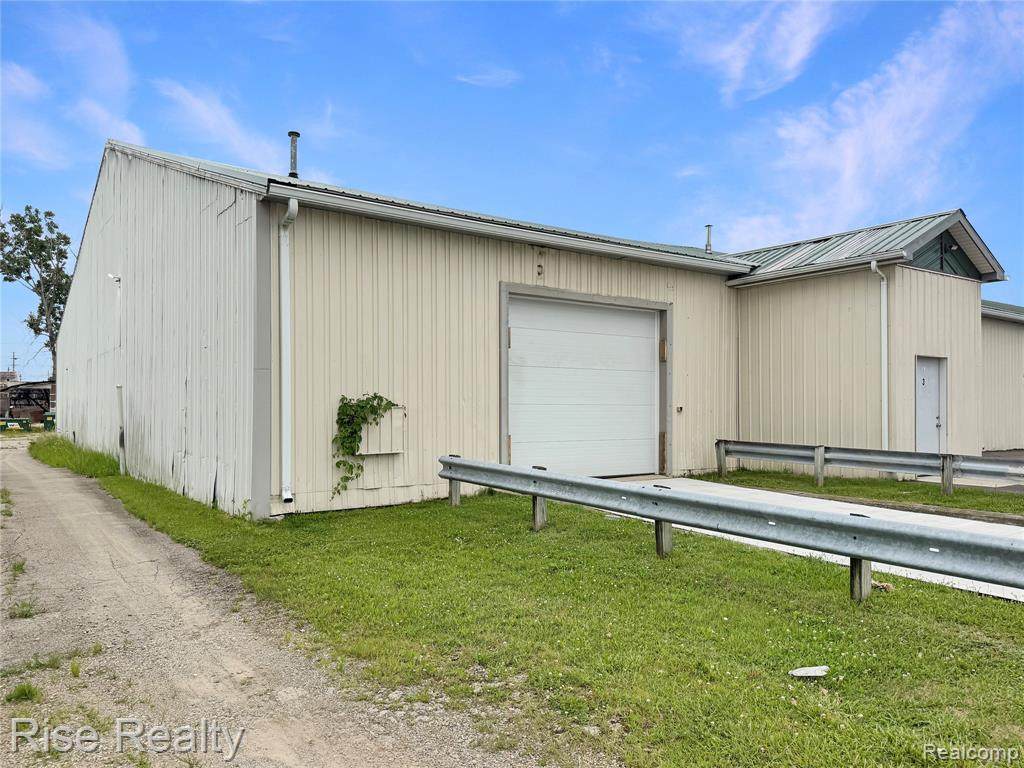 2447 Judd - Photo 1