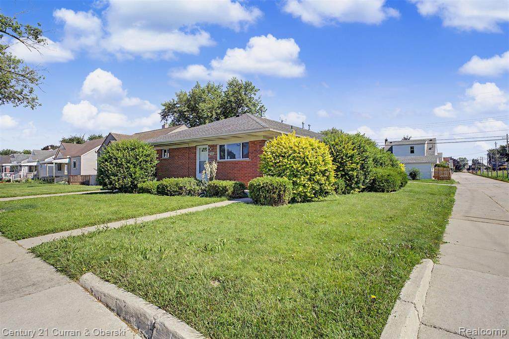 1504 Mclain - Photo 1