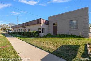 836 Woodward - Photo 1